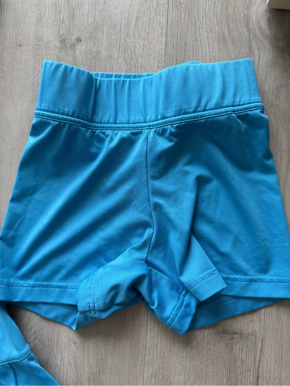 adidas Bright Aqua Blue Racerback Sports Tennis dress with matching shorts - Picture 4 of 5